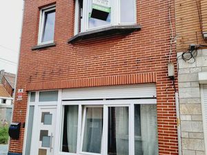 **3 Façades/4 Chambres/SDB/Cuisine équipée/Terrasse/Jardin**