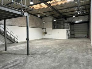 Location local d'activités BONDY 366 m²