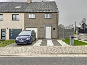 Maison à vendre à Stationsstraat 221 Lot (VBC21583)