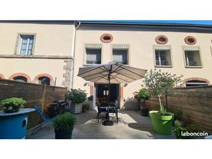 Maison 5 pièces 160 m²