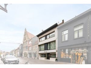 Commercieel te koop in Veurne met 6 slaapkamers