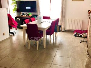 ***Honfleur Sainte Catherine*** appartement T3 de 55 m² avec petite cour privée