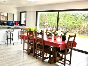 ***GAINNEVILLE***maison non mitoyenne de 126m² avec vie de plain pied composée de 4 chambr