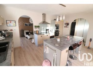 Vente maison 7 pièces 202 m² à Vinzelles (63350)  309 000 €