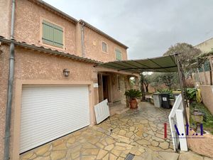 Vente maison 4 pièces 90 m² Ollioules (83190)