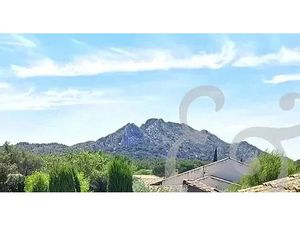 Vente propriété 9 pièces 185 m² à Eygalières (13810)  NaN €