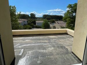 Vente en plateau T3/T4 dernier étage + 2 places parkings