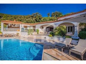 Villa de 7 pièces de luxe en location La Croix-Valmer  France