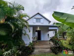 Vente villa 5 pièces 109 m² à Sainte Suzanne (97441)  366 708 €