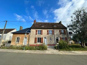 Maison traditionnelle de 160 m² à Brains-Sur-Gee