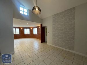 Maison à louer 6 pièces 145 m² - Neuville-de-Poitou (86) - 1 000€
