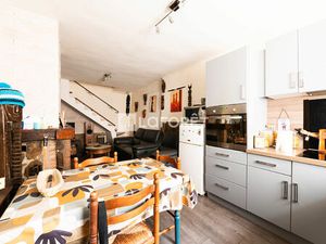 CAMELAS Maison de village 4 chambres et cave