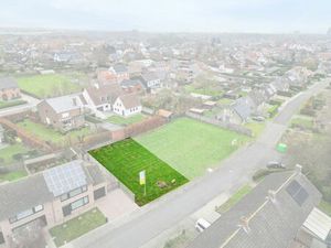 Villaperceel in rustige woonbuurt