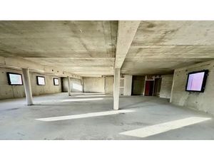 ANTIBES - BUREAUX A VENDRE VIDES - EMPLACEMENT STRATEGIQUE