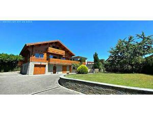 Maison avec terrasse Crozet (01)