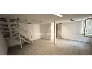 Location locaux professionnels 77.81 m² à Miramas (13140)  440 €