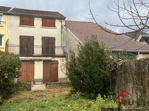 Vente maison 6 pièces 166 m² Bourbonne-les-Bains (52400)