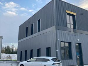 Location local d'activités NEUVILLE SUR SAONE 2 183 m²