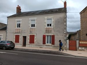 Vente immeuble 240 m² à Fourchambault (58600)  213 000 €
