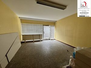 Location locaux professionnels 76 m² à Hombourg-Haut (57470)  390 €