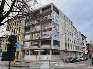 Garage à vendre à Kortrijk (L2LBE) - Caesemaeker & Laporte | Zimmo