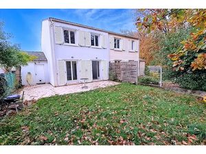 Vente maison 4 pièces 87 m² à Magny-les-Hameaux (78114)  295 000 €