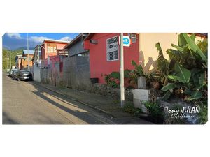 Local professionnel à vendre VIEUX HABITANTS 7 pièce(s) 208m2 270 000€