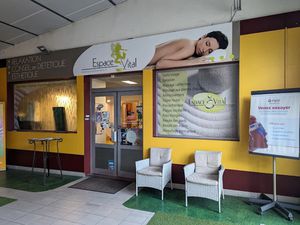 Vente locaux professionnels 52 m² à Amilly (45200)  93 000 €