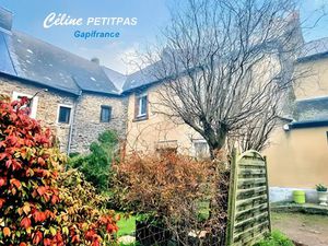 Vente appartement 3 pièces 79 m² à Montauban-de-Bretagne (35360)  112 000 €