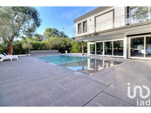 Vente maison 7 pièces 279 m² à Saint-raphael (83700)  1 198 000 €