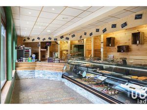 Vente locaux professionnels 200 m² à Risoul (05600)  60 000 €