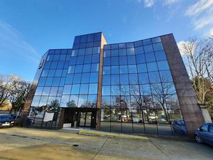 Location bureau SOTTEVILLE LES ROUEN 63 m²