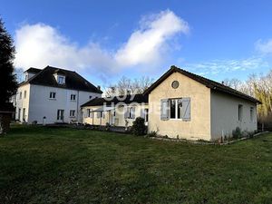 Vente maison 8 pièces 321 m² à Vic-sur-Aisne (02290)  394 000 €