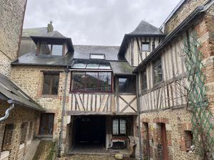 Vente maison 8 pièces 165 m² à Fecamp (76400)  341 850 €