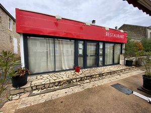 Vente divers 162 m² Tonnay-Charente (17430)