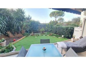 RARE AU CANNET DEUX PIECES EN RDJ AU CALME ABSOLU