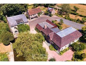 Vente Maison à Clécy (14570) : à vendre / 868m² Clécy