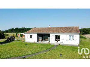 Vente Maison à La Rochefoucauld (16110) : à vendre / 143m² La Rochefoucauld