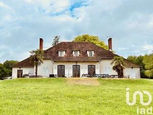 Vente Maison à La Ferté-Saint-Cyr (41220) : à vendre / 404m² La Ferté-Saint-Cyr