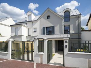 Vente maison 5 pièces 135 m² Clamart (92140)
