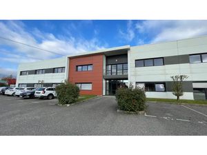 A louer ou à vendre bureaux récents - 814 m² divisibles