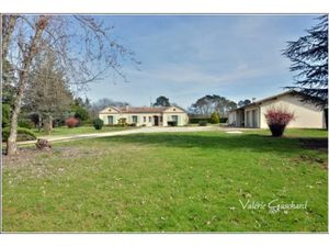 Vente maison 5 pièces 173 m² à Moulin-Neuf (24700)  409 000 €