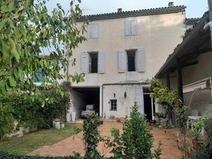 Vente maison 8 pièces 200 m² Alleins (13980)