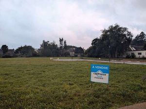 Vente Terrain à Lignol (56160) : à vendre / 676m² Lignol