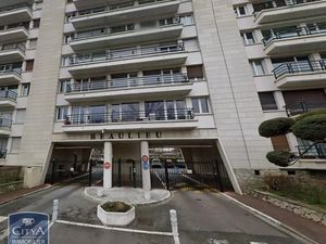 Parking à louer - Marcq-en-Barœul (59) - 90€