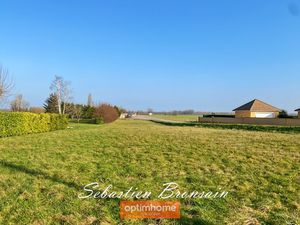 À vendre : Terrain de 1 915 m² – Proche Chaussin  au calme