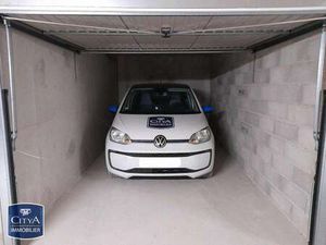 Location Garage box et parking à Cholet (49300) : à louer / Cholet