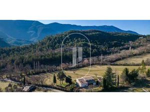 Maison avec jardin et terrasse Montbrun-les-Bains (26)