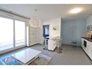 Location 13004/ Chartreux-Haut de Longchamp/ Type 3 meublé a