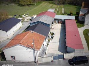 Maison 6 pièces 240 m²